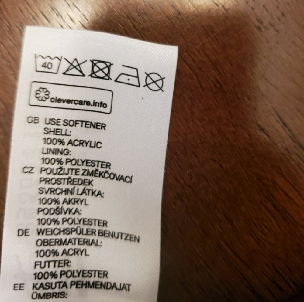 Hat - Picture 4 of 5